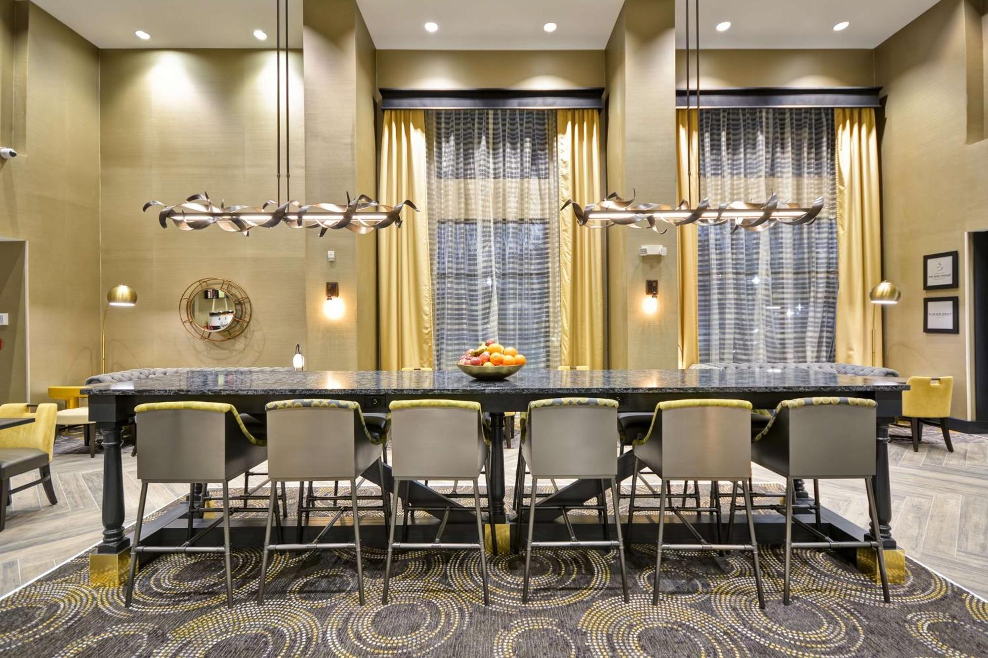Hampton Inn & Suites Detroit/Warren Bagian luar foto