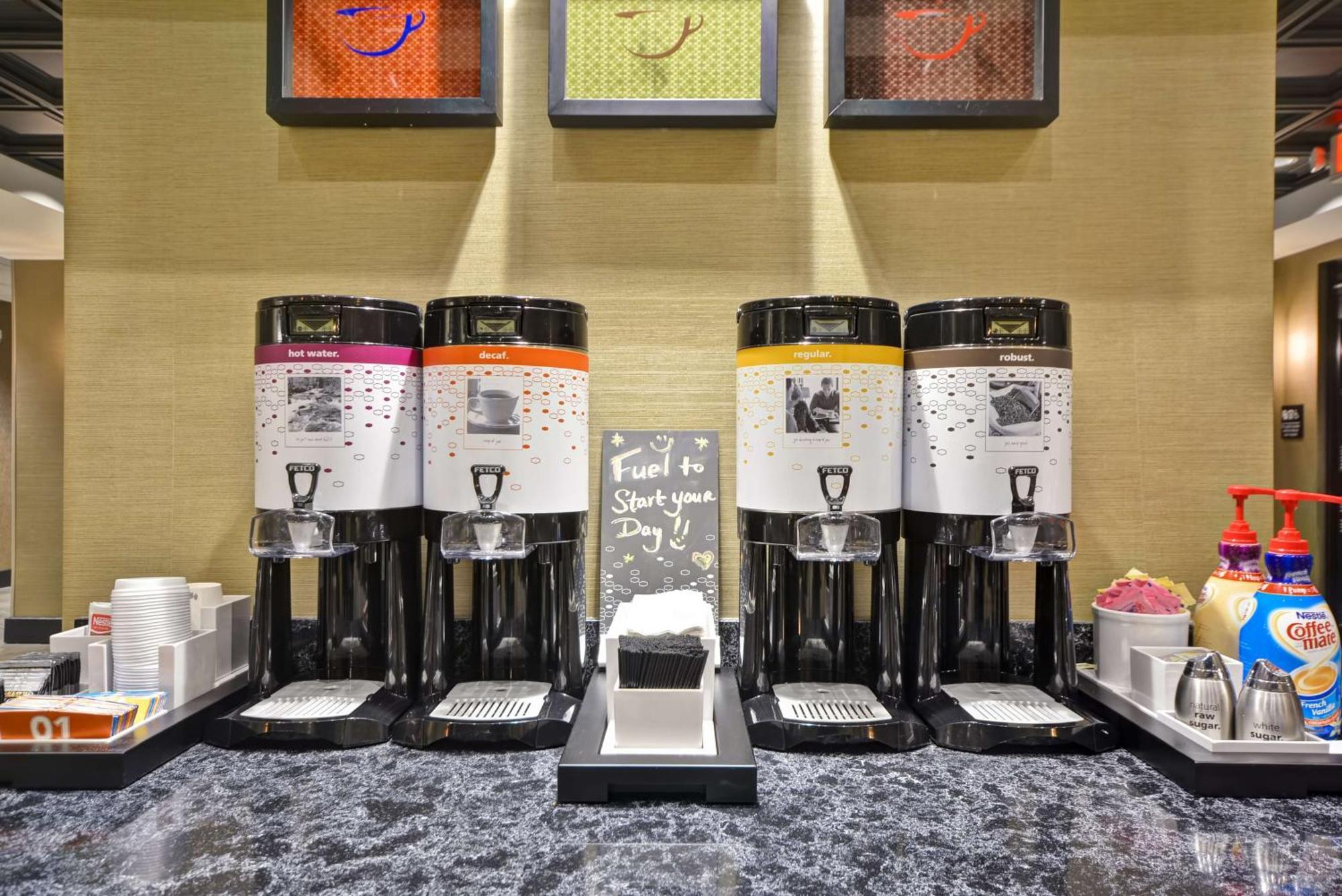 Hampton Inn & Suites Detroit/Warren Bagian luar foto