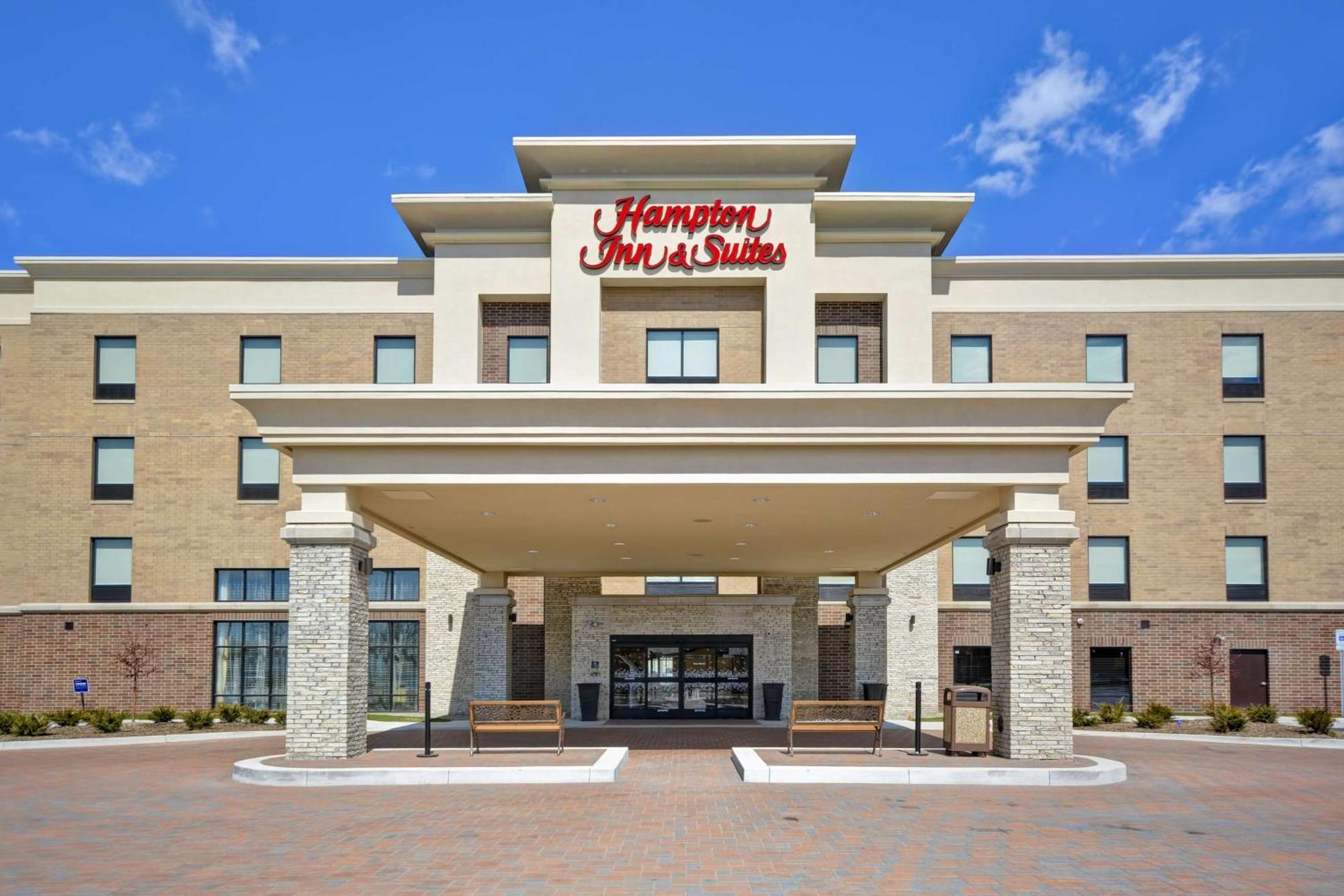Hampton Inn & Suites Detroit/Warren Bagian luar foto